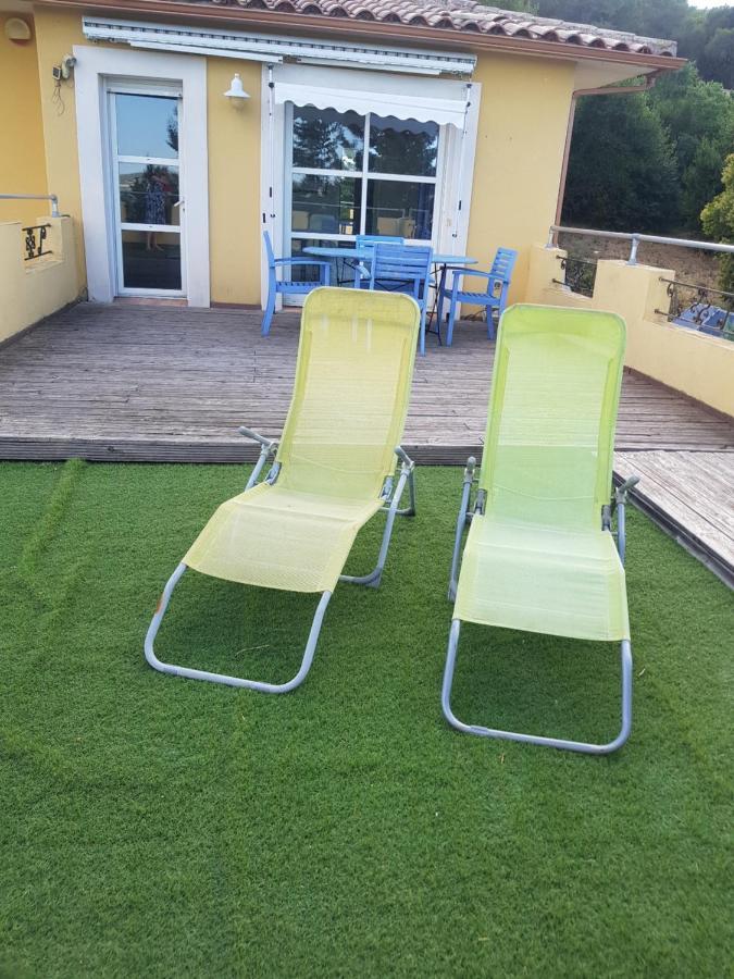Bed and Breakfast La Croisee Des Chemins Calvisson Exterior foto